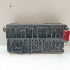 Caja Reles / Fusibles Volkswagen Polo (9N1) 2001-2005 Conceptline 1.9L 47kW 357937039
