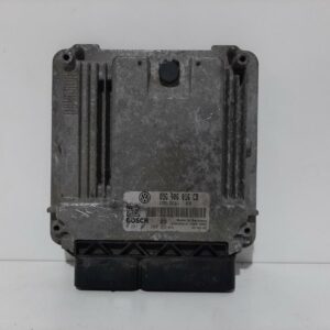 Centralita Motor Uce Volkswagen Golf V Berlina (1K1) 2003-2008 Highline 03G906016CB