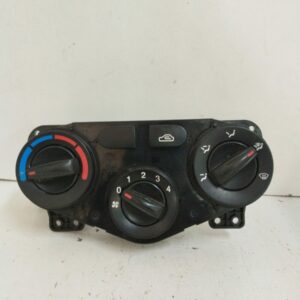 Comandos De Calefacción Hyundai Accent (MC) 2006-2010 GL 1.4L 71kW 972501EXXX
