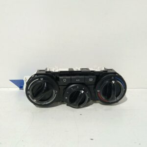 Comandos De Calefacción Peugeot 208 2012-2019 Style 1.2L 60kW E1063071
