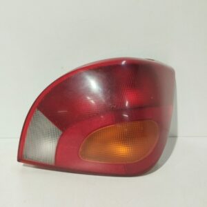 Farol Trasero Derecho Exterior Ford Fiesta Berlina (DX) 1999-2002 Ambiente 96FG13N004