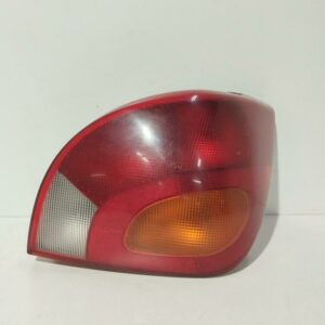 Farol Trasero Derecho Exterior Ford Fiesta Berlina (DX) 1999-2002 Ambiente 96FG13N004