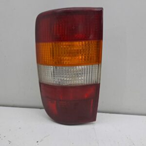 Farol Trasero Izquierdo Exterior Chevrolet Blazer (NEU) 1994-2001 Lux Automático