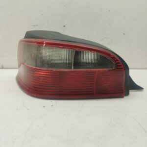 Farol Trasero Izquierdo Exterior Citroën Saxo 1996-2000 Seduction