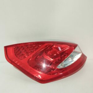Farol Trasero Izquierdo Exterior Ford Fiesta (CB1) 2008-2013 Titanium 8A6113405A