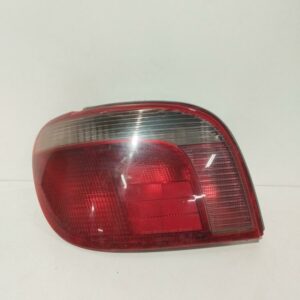 Farol Trasero Izquierdo Exterior Toyota Yaris (NCP1/NLP1/SCP1) 1999-2005 5308701