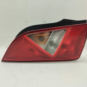 Farol Trasero Izquierdo Exterior Volkswagen Up! (122) 2016-2018 *