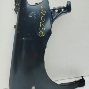 Guardabarro Delantero Derecho Volkswagen Polo Berlina (6N1) 1994-1999