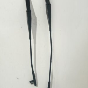 Juego De Brazos De Limpia Parabrisa Delanteros Ford Focus Lim. (CB4) 2007-2011 4M5117526AC