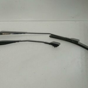 Juego De Brazos De Limpia Parabrisa Delanteros Peugeot 208 2012-2019 Active 9673291980