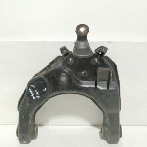 Parrilla De Suspension Inferior Trasera Izquierda Toyota Hilux 1997-2004 HILUX I