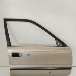 Puerta Delantera Derecha Toyota Corolla 1986-1990