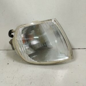 Señalero Derecho Volkswagen Polo Berlina (6N2) 1999-2002 Trendline E4016647
