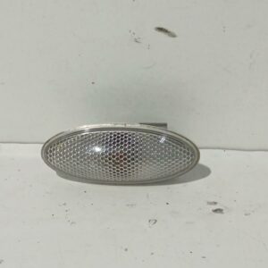 Señalero Lateral Toyota Corolla (E15) 2006-2011 Luna