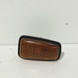 Señalero Lateral Volkswagen Up! (122) 2016-2018 *